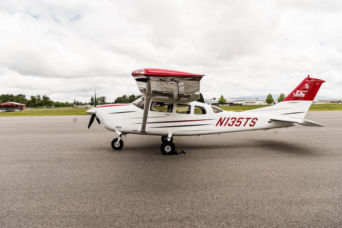 135TS Exterior 2